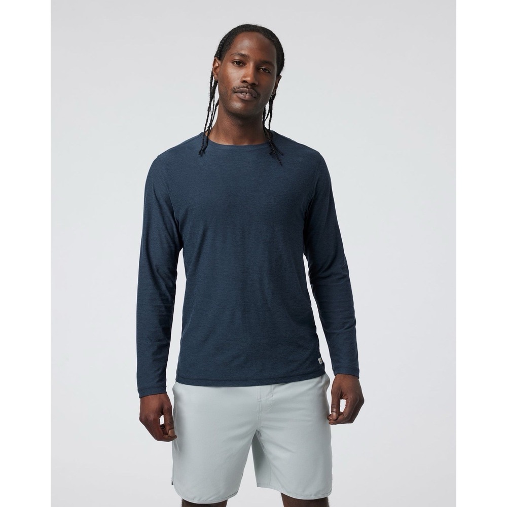 Vuori Strato Tech Long Sleeve Shirt Men XL Blue Performance Athletic Tee Sporty